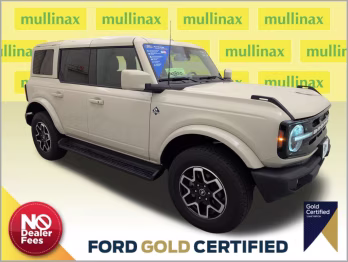 2025 Desert Sand Ford Bronco Outer Banks 4X4 SUV