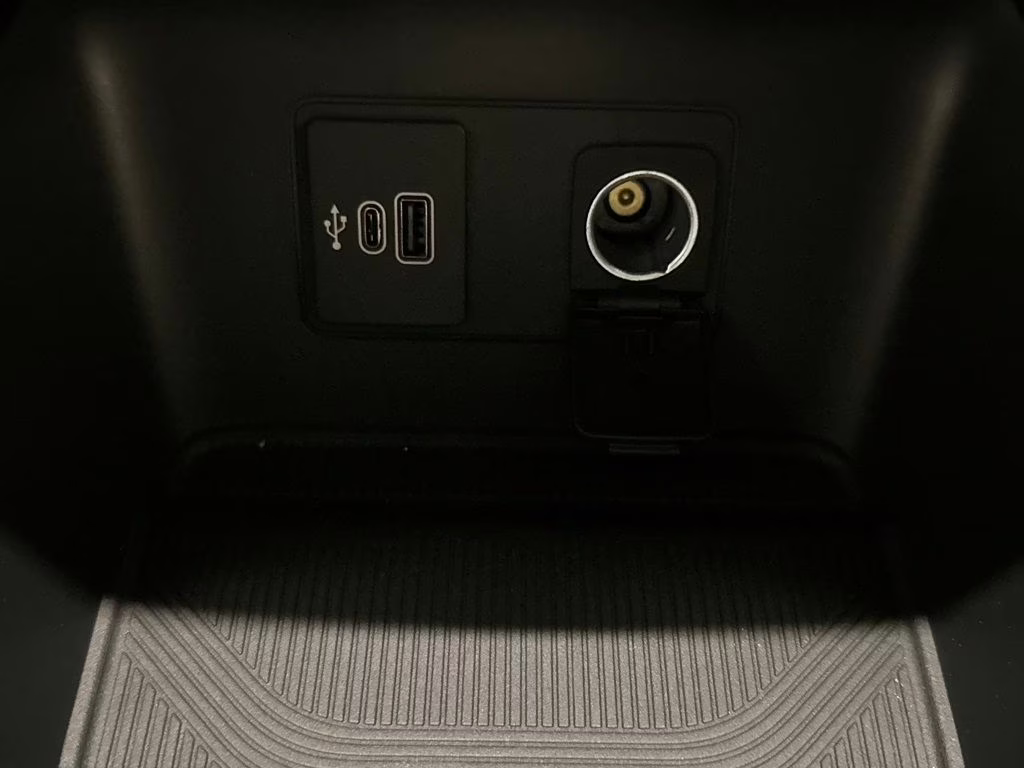 2026 Carbonized Gray Metallic Ford Explorer Active RWD SUV