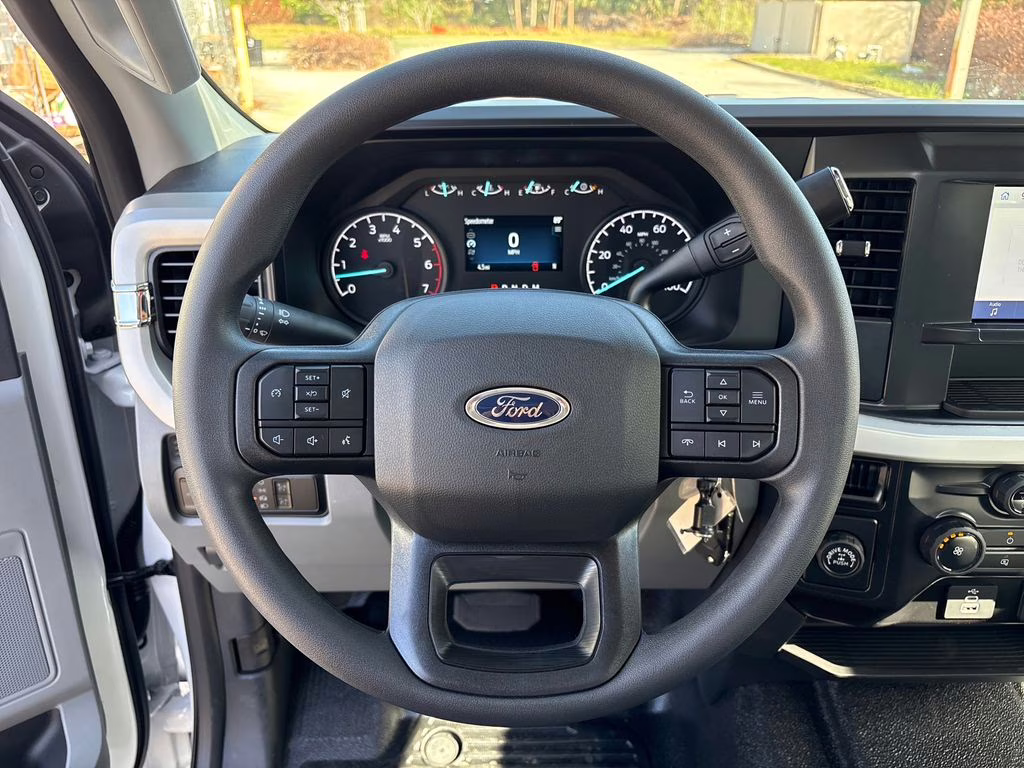 2026 Oxford White Ford Super Duty F-250 SRW XL RWD Truck