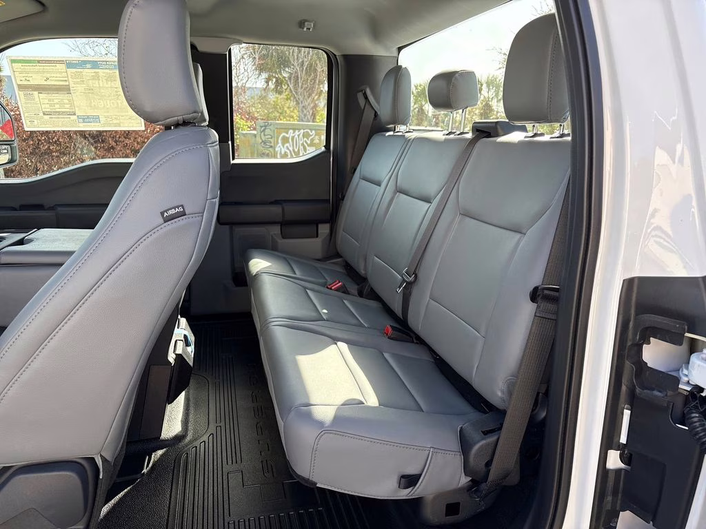 2026 Oxford White Ford Super Duty F-250 SRW XL RWD Truck