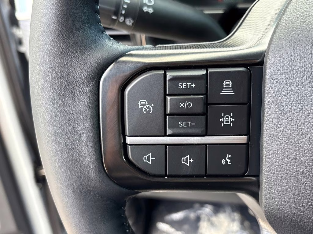 2026 Gray Metallic Ford Super Duty F-350 SRW Platinum 4X4 Truck