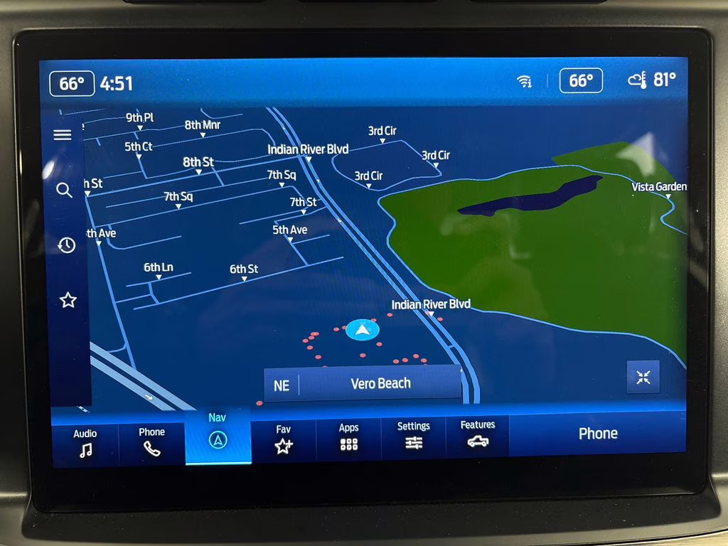 2023 Agate Black Metallic Ford F-150 Lariat 4X4 Truck