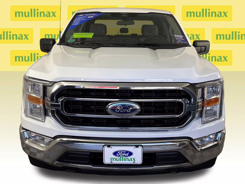 2022 Oxford White Ford F-150 XLT 4X4 Truck