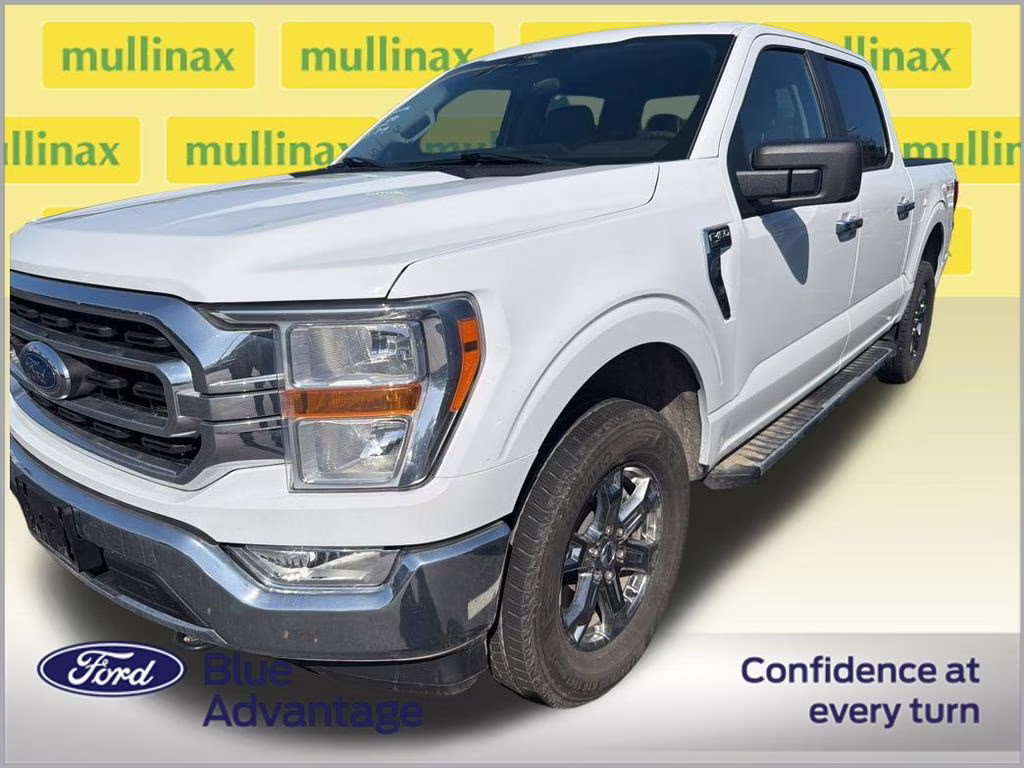 2022 Oxford White Ford F-150 XLT 4X4 Truck