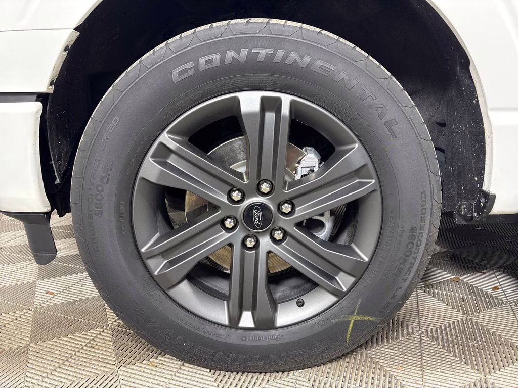 2023 White Metallic Ford F-150 Lariat RWD Truck