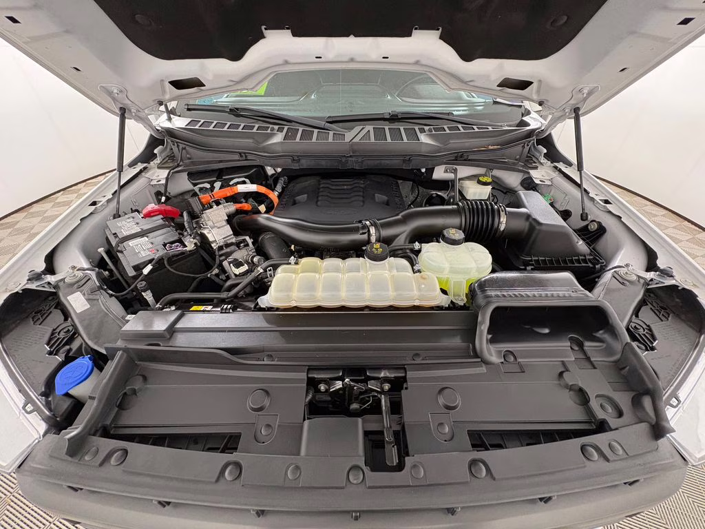 2023 White Metallic Ford F-150 Lariat RWD Truck