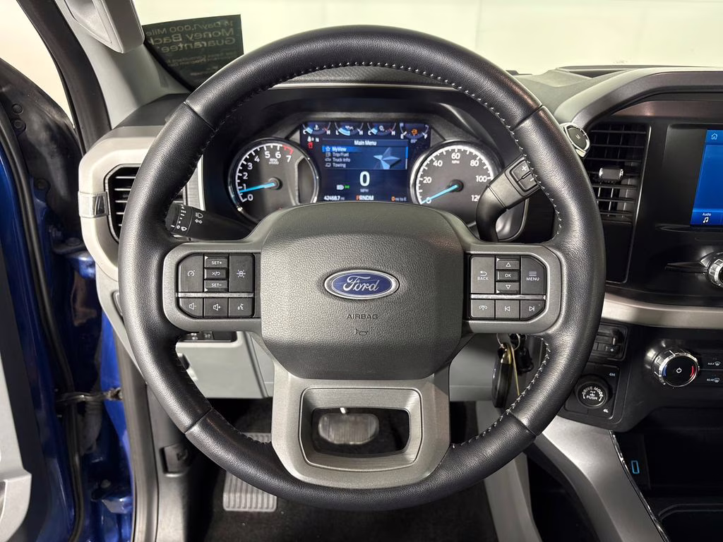 2022 Atlas Blue Metallic Ford F-150 XLT 4X4 Truck