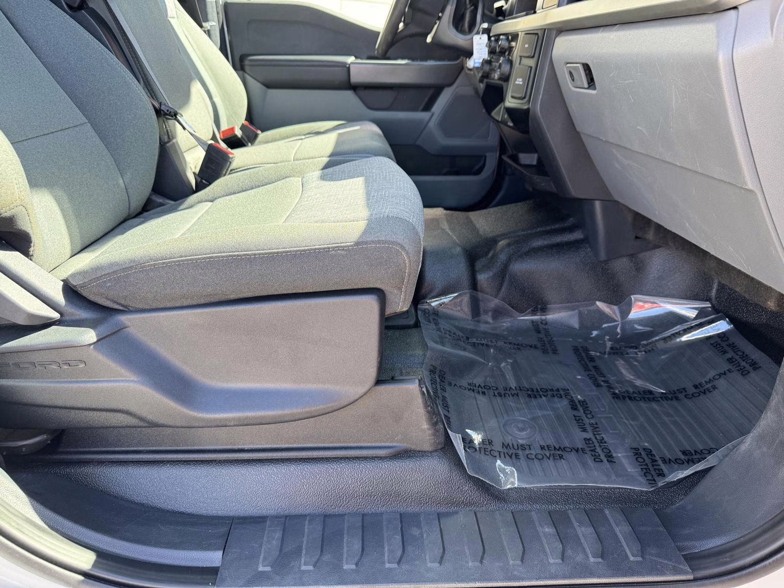 2023 Oxford White Ford Super Duty F-350 SRW XLT 4X4 Truck