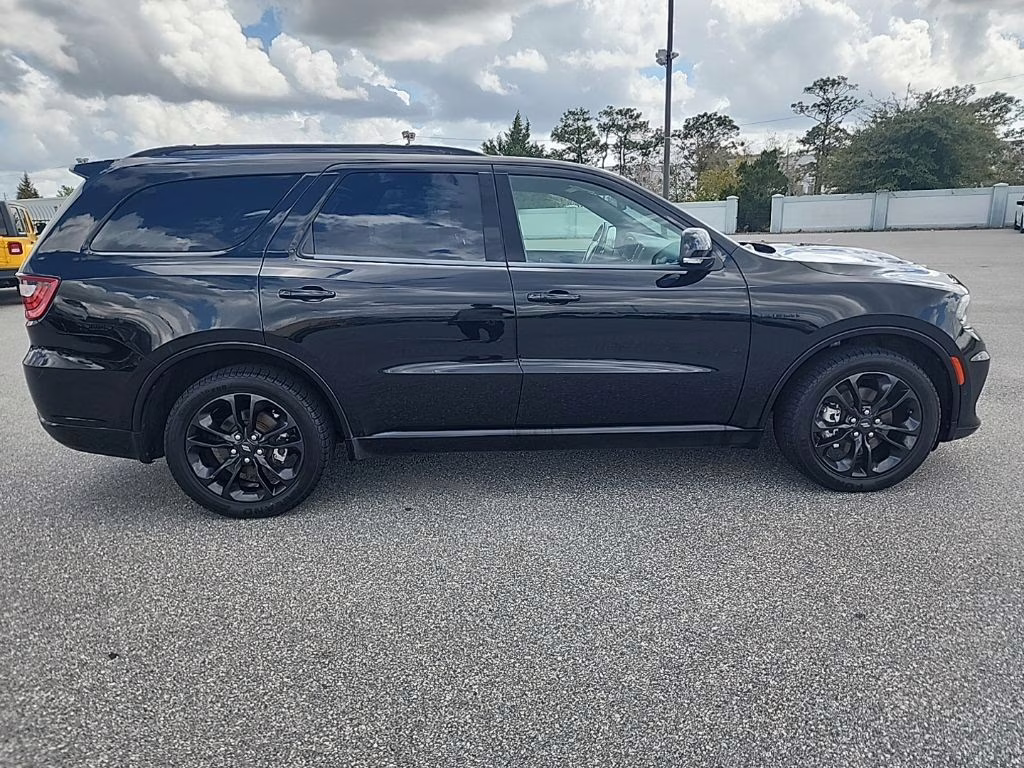 2022 DB Black Clearcoat Dodge Durango R/T AWD SUV
