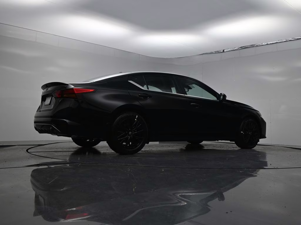 2026 Super Black Clearcoat Nissan Altima 2.5 SV FWD Sedan