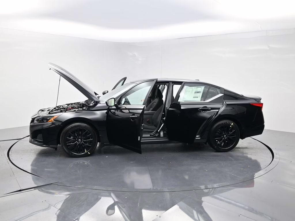 2026 Super Black Clearcoat Nissan Altima 2.5 SV FWD Sedan