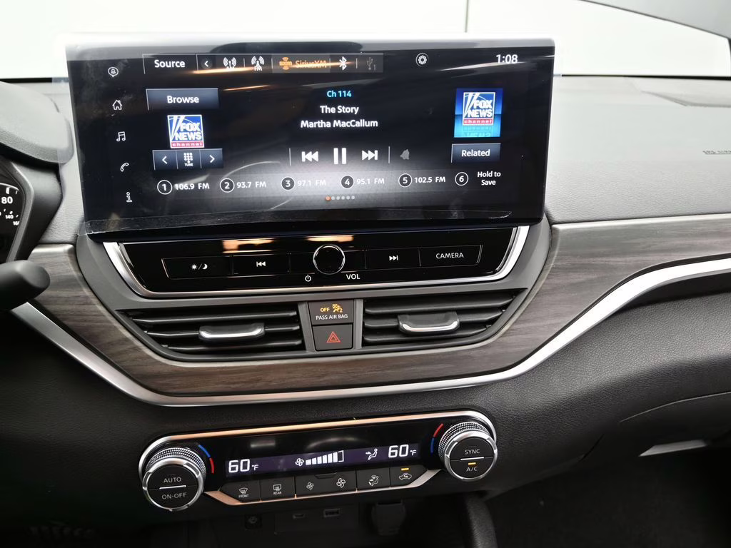 2026 Super Black Clearcoat Nissan Altima 2.5 SV FWD Sedan