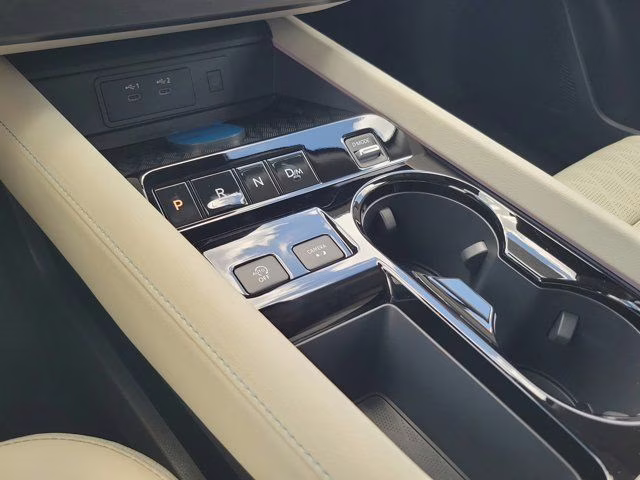 2026 White Pearl Nissan Murano Platinum AWD SUV