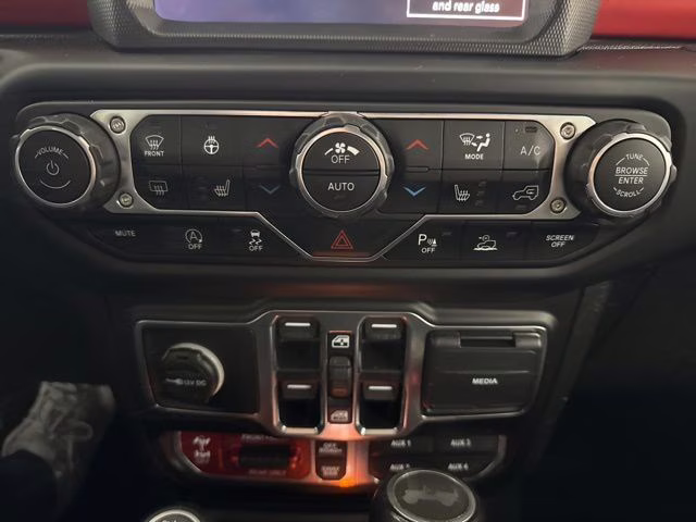 2021 Bright White Clearcoat Jeep Wrangler Unlimited Rubicon 4X4 SUV