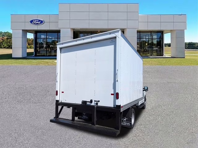 2026 Oxford White Ford Super Duty F-350 DRW XL 4X4 Truck