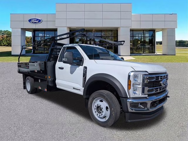 2026 Oxford White Ford Super Duty F-550 DRW XL 4X4 Truck