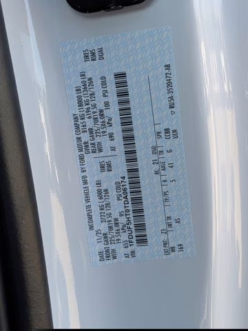 2026 Oxford White Ford Super Duty F-550 DRW XL 4X4 Truck