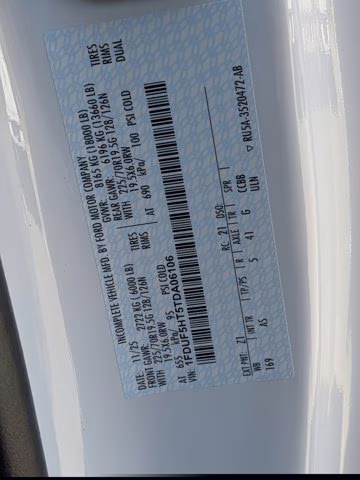 2026 Oxford White Ford Super Duty F-550 DRW XL 4X4 Truck