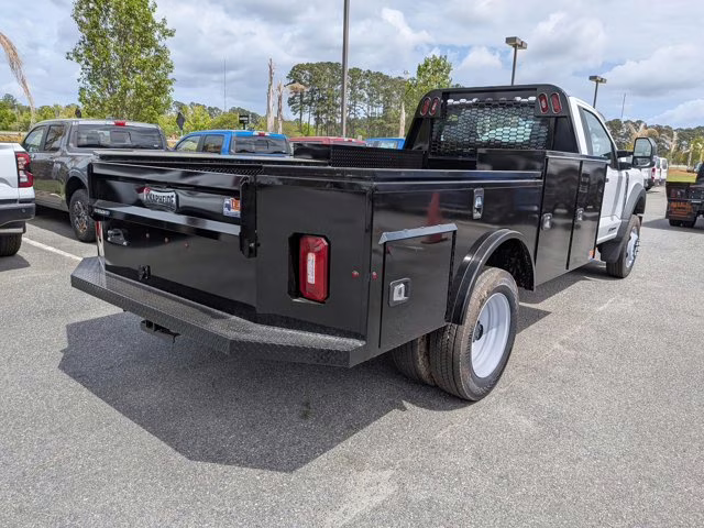 2026 Oxford White Ford Super Duty F-550 DRW XL 4X4 Truck
