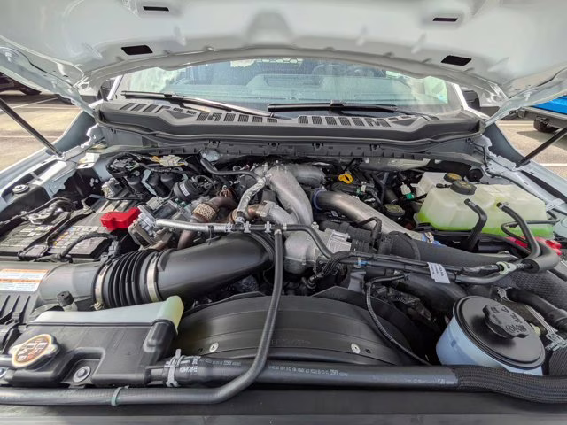 2026 Oxford White Ford Super Duty F-550 DRW XL 4X4 Truck