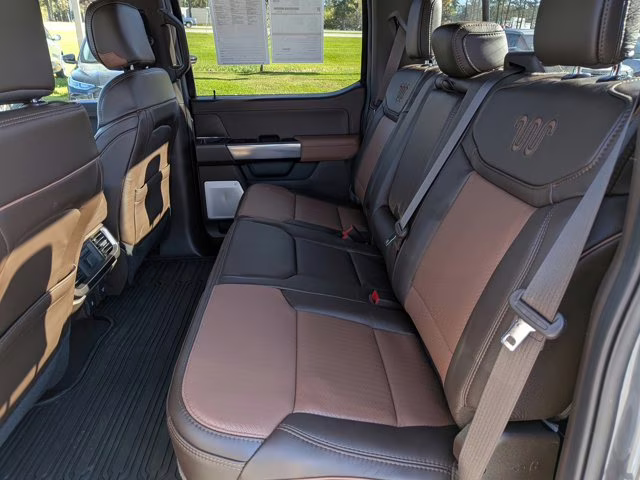 2025 Gray Metallic Ford F-150 King Ranch 4X4 Truck