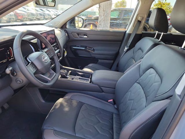 2026 Gun Metallic Nissan Pathfinder Platinum FWD SUV
