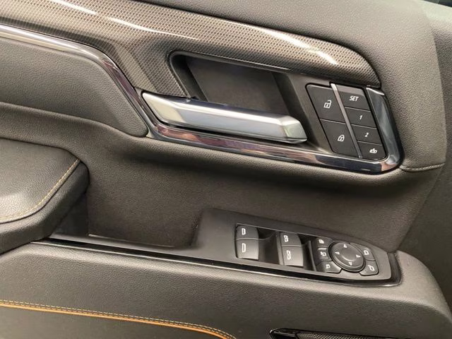 2024 Summit White GMC Sierra 2500HD AT4 4X4 Truck