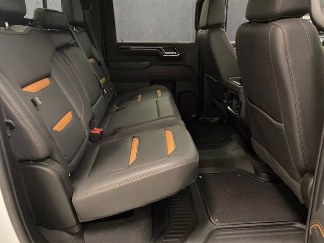 2024 Summit White GMC Sierra 2500HD AT4 4X4 Truck