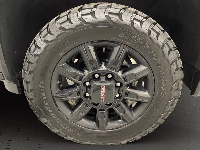 2024 Summit White GMC Sierra 2500HD AT4 4X4 Truck