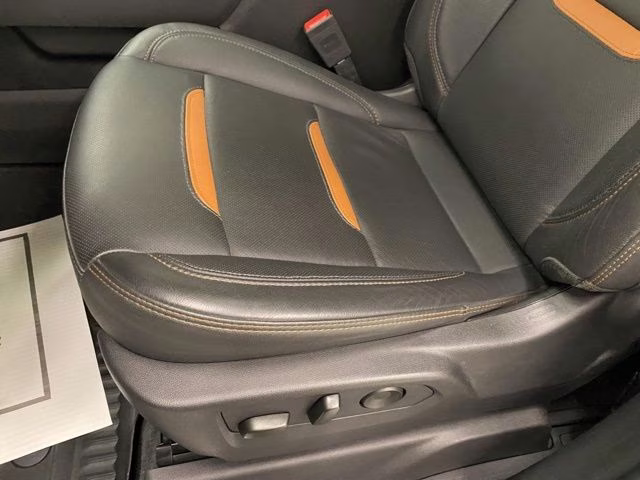 2024 Summit White GMC Sierra 2500HD AT4 4X4 Truck