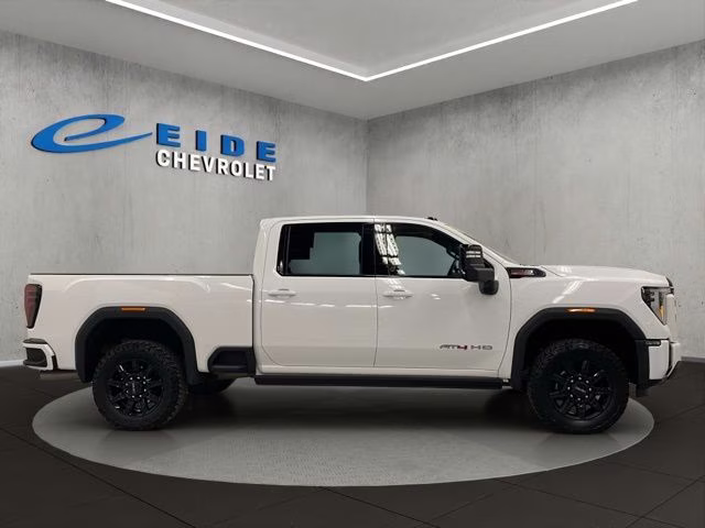 2024 Summit White GMC Sierra 2500HD AT4 4X4 Truck