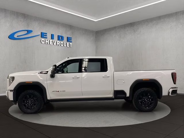 2024 Summit White GMC Sierra 2500HD AT4 4X4 Truck