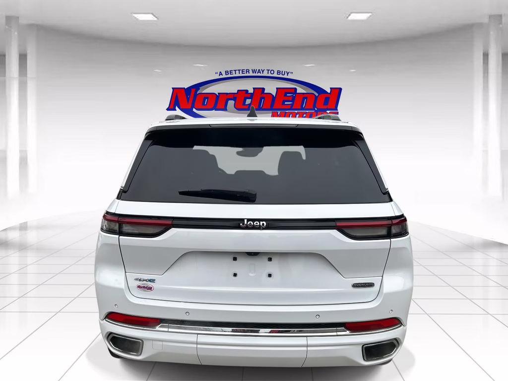 2022 Bright White Clearcoat Jeep Grand Cherokee Overland 4xe 4X4 SUV