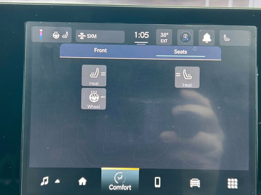 2025 Bright White Clearcoat Jeep Compass Latitude 4X4 SUV