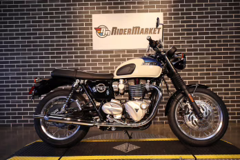 2026 Triumph Bonneville T120 Base Motorcycle