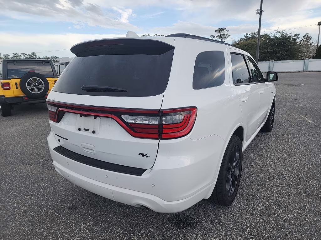 2022 White Knuckle Clearcoat Dodge Durango R/T AWD SUV