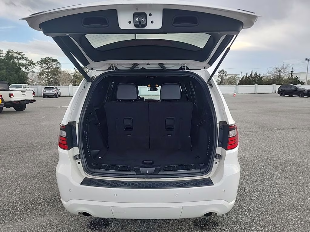 2022 White Knuckle Clearcoat Dodge Durango R/T AWD SUV