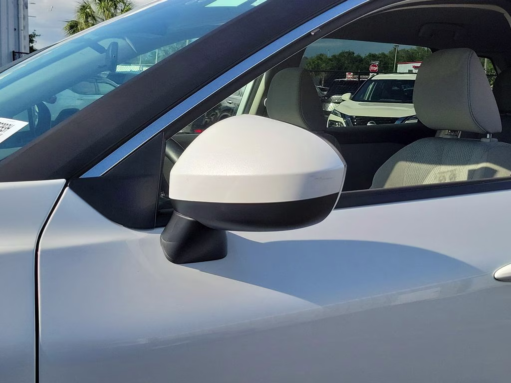 2025 Everest White Pearl Nissan Rogue SV FWD SUV