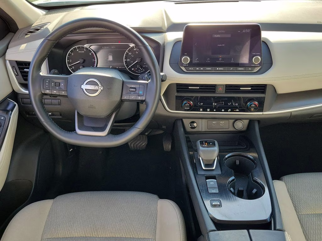 2025 Everest White Pearl Nissan Rogue SV FWD SUV