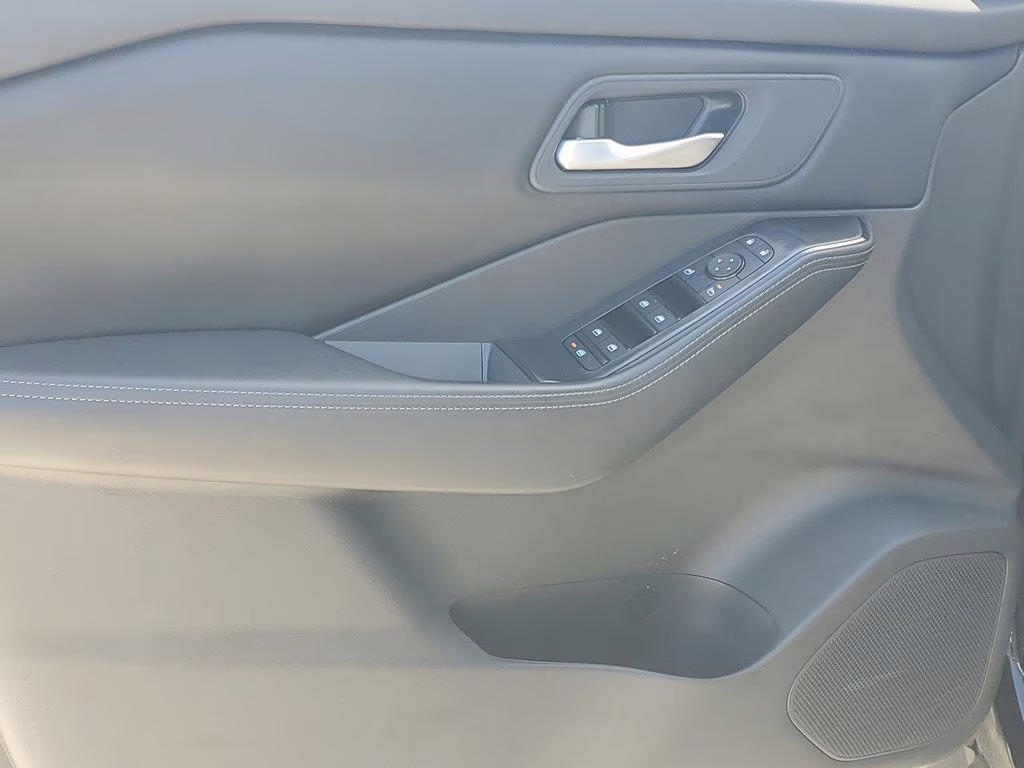 2025 Super Black Nissan Rogue SV FWD SUV