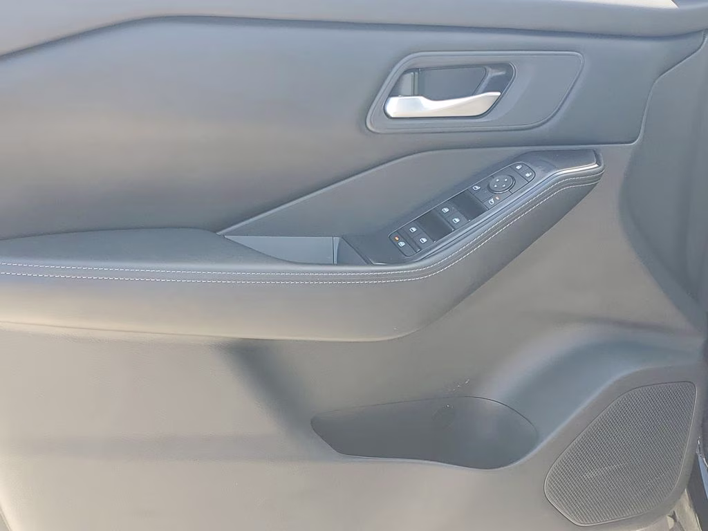 2025 Super Black Nissan Rogue SV FWD SUV