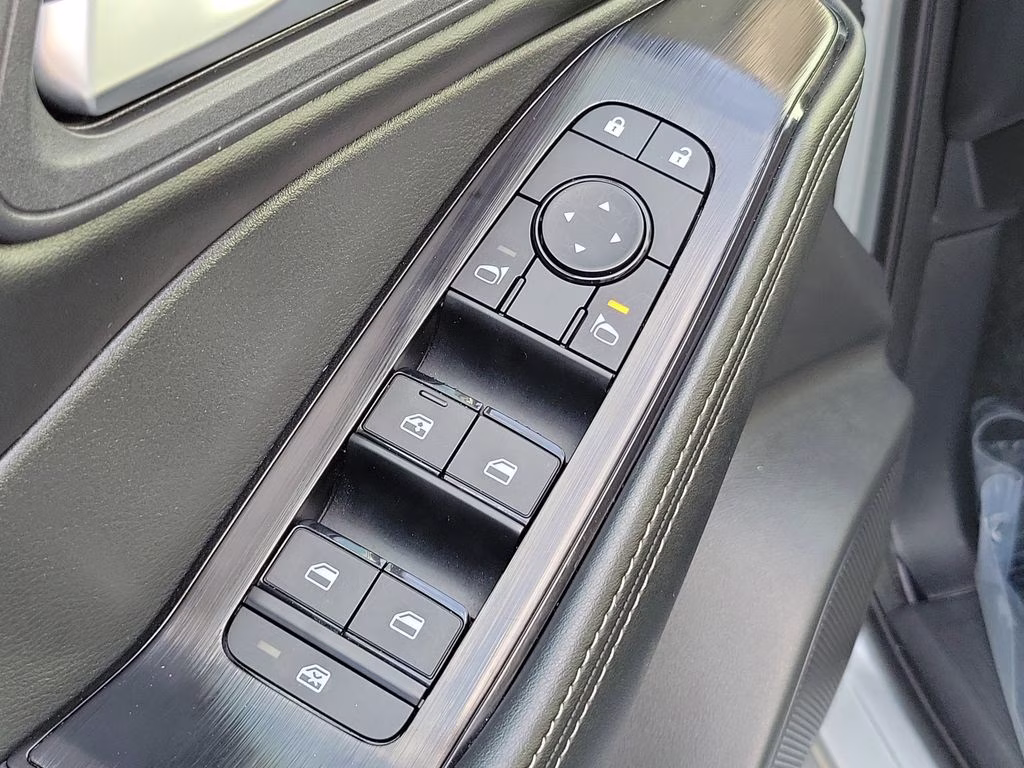 2025 Brilliant Silver Metallic Nissan Rogue SV FWD SUV