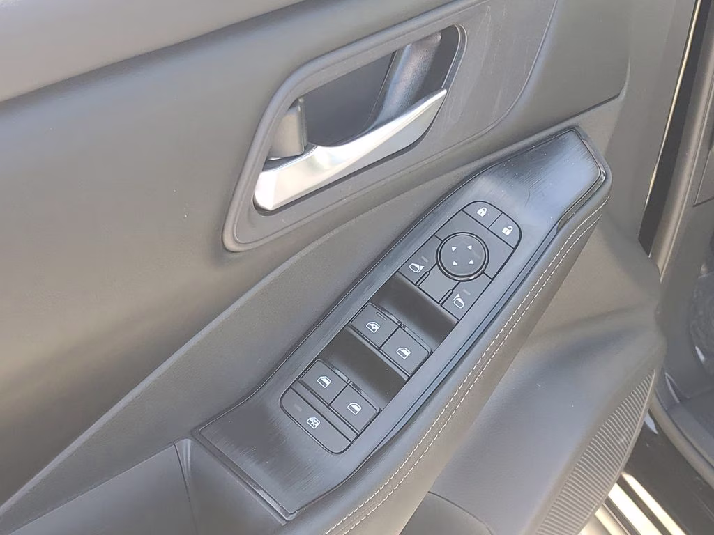 2025 Super Black Nissan Rogue SV FWD SUV