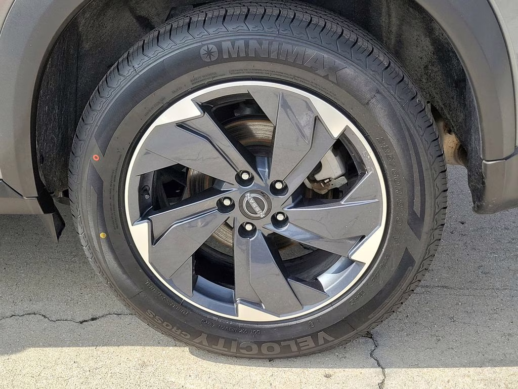 2025 Gun Metallic Nissan Rogue SV FWD SUV