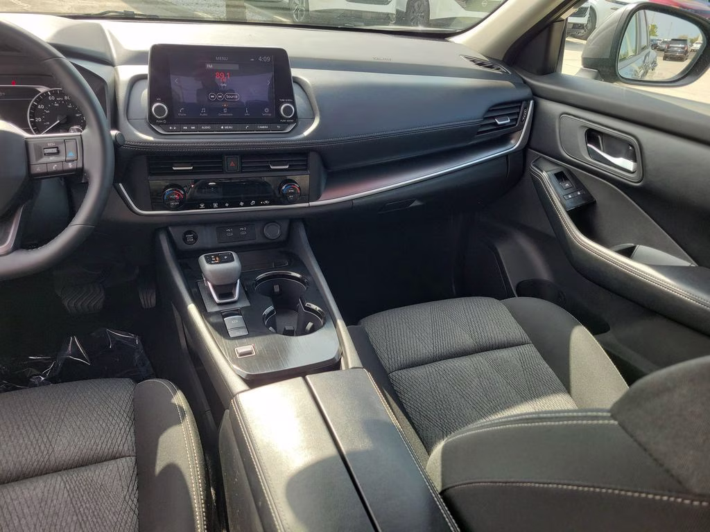 2025 Gun Metallic Nissan Rogue SV FWD SUV