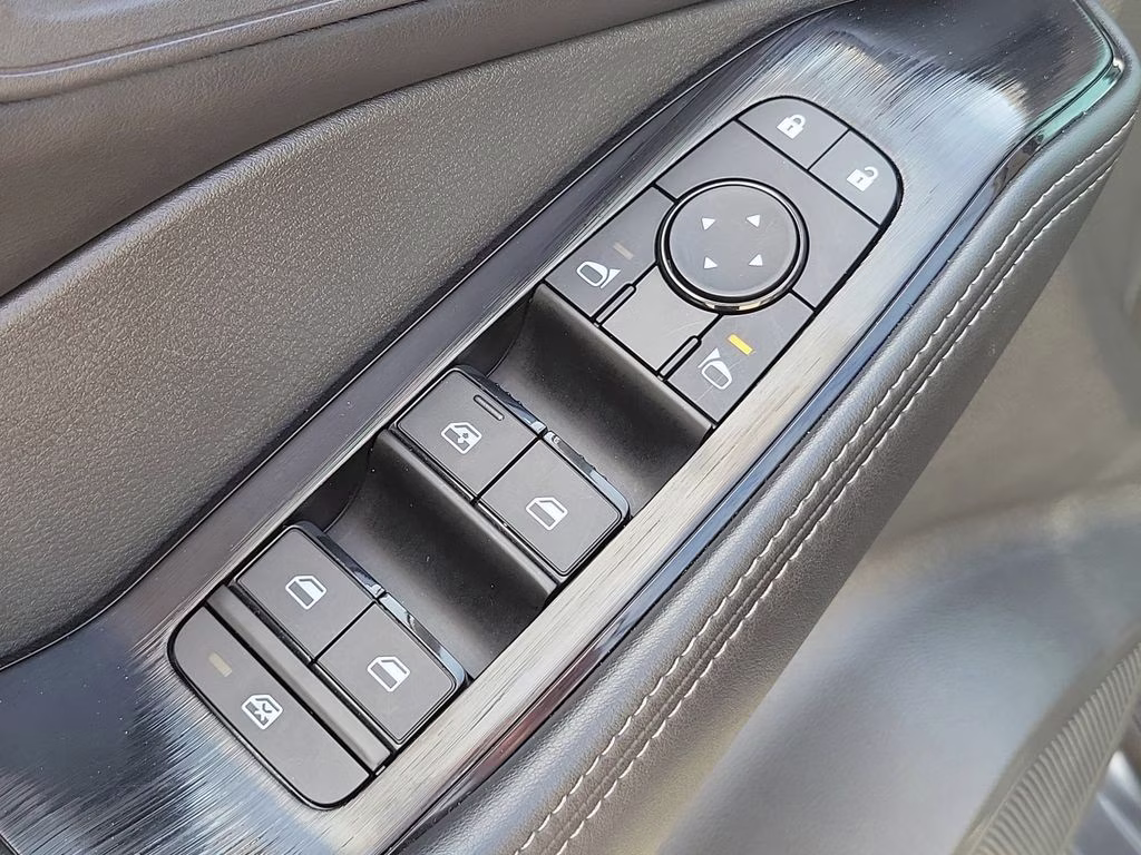 2025 Gun Metallic Nissan Rogue SV FWD SUV
