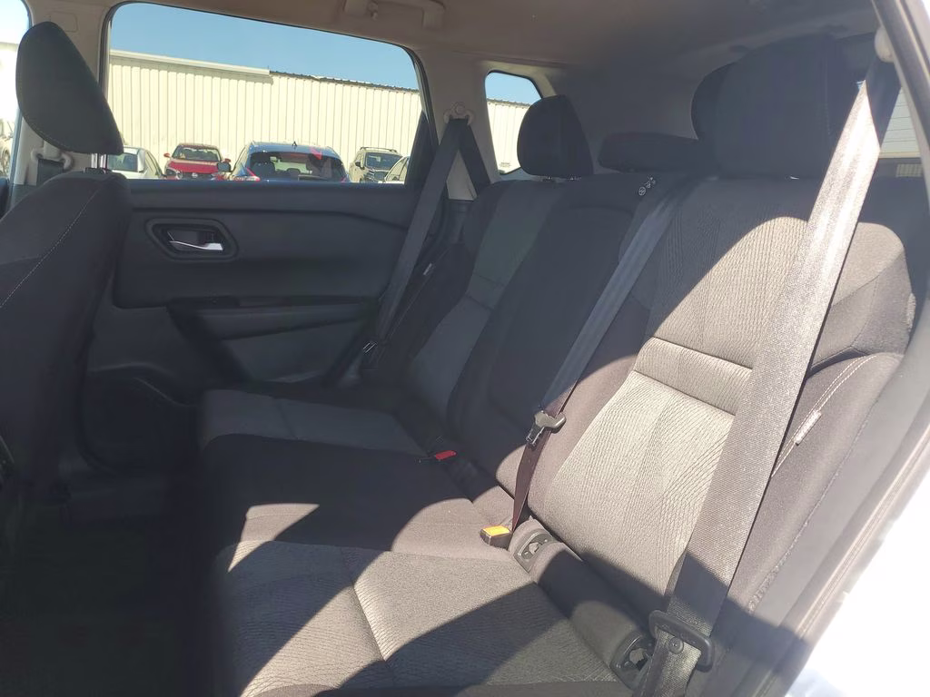 2025 Everest White Pearl Nissan Rogue SV FWD SUV