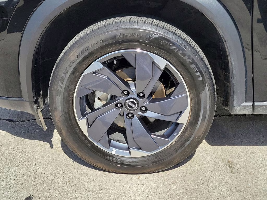 2025 Super Black Nissan Rogue SV FWD SUV