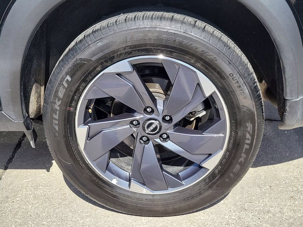 2025 Super Black Nissan Rogue SV FWD SUV