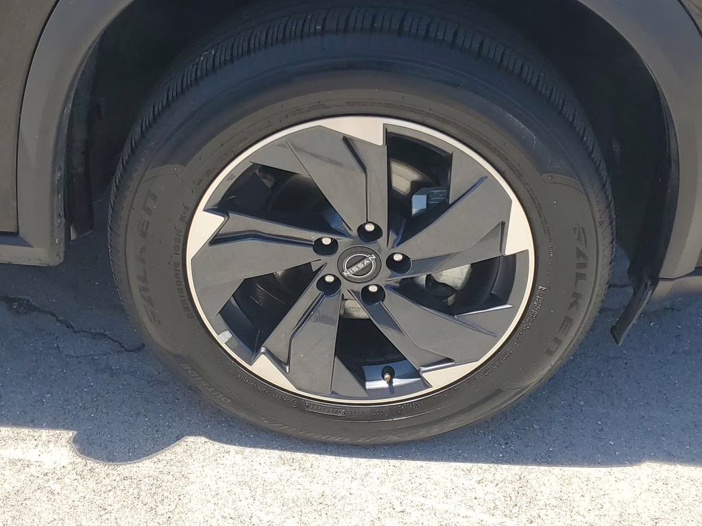 2025 Super Black Nissan Rogue SV FWD SUV